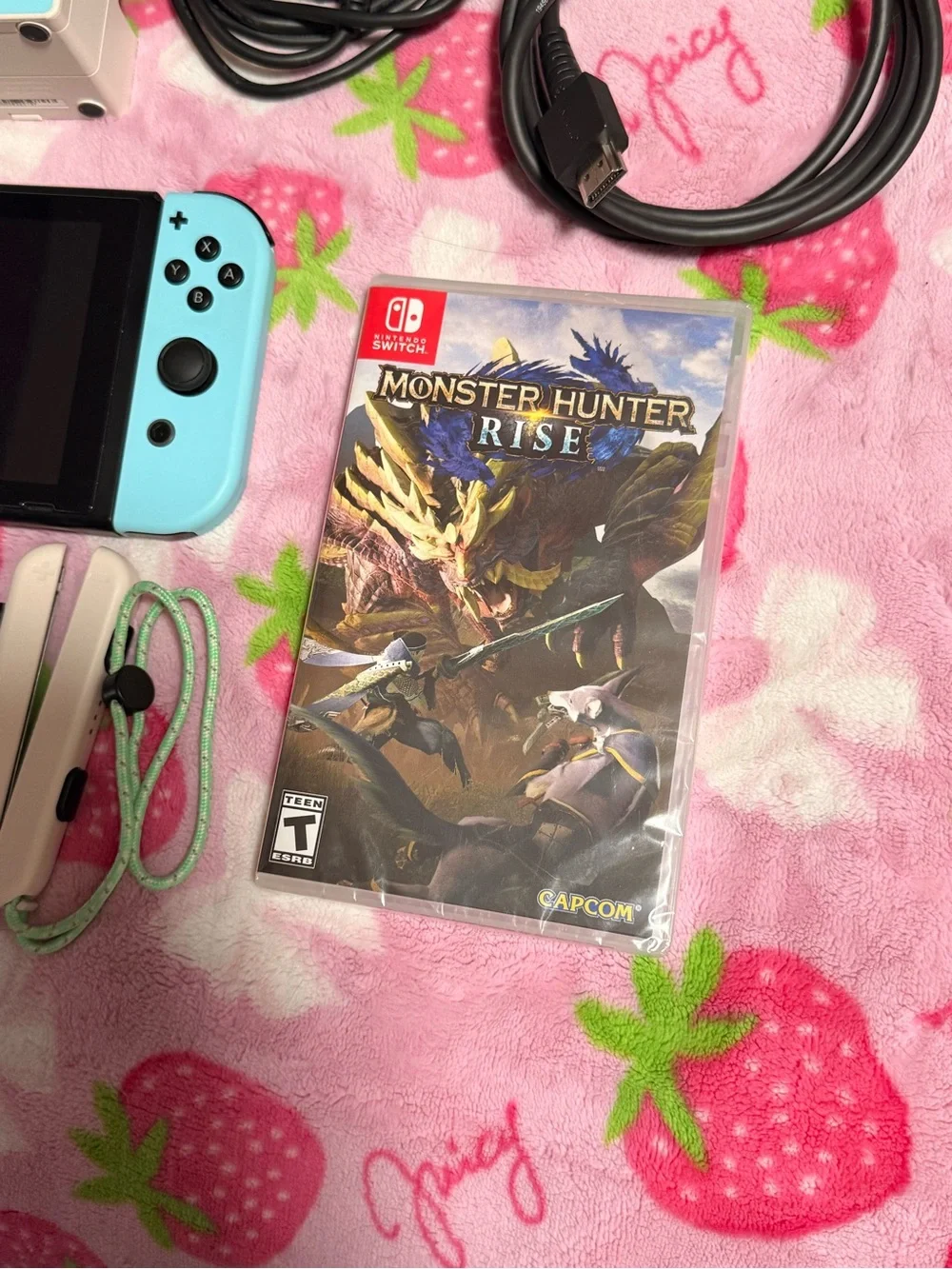 Nintendo Switch Animal Crossing Special Edition Bundle – 4 Joy-Cons + Sealed Gam